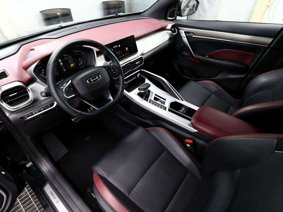 Geely Coolray с пробегом — 2022 год. Фото: #6