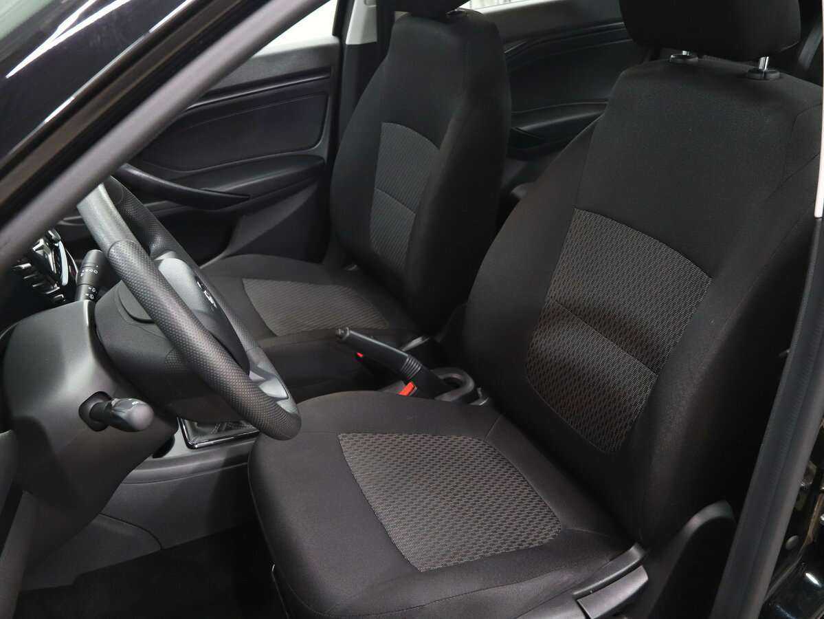 Lada (ВАЗ) Vesta с пробегом — 2020 год. Фото: #8