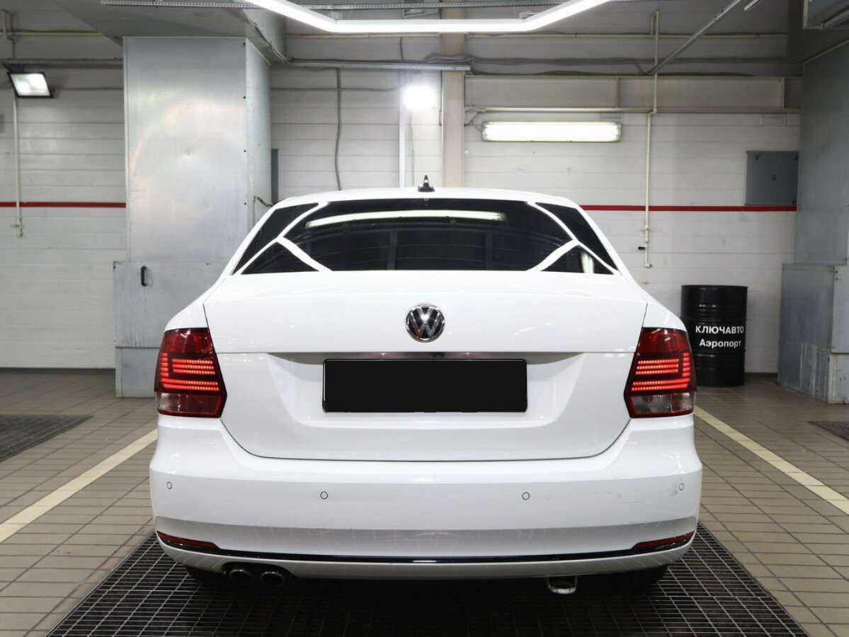 Volkswagen Polo с пробегом — 2019 год. Фото: #3