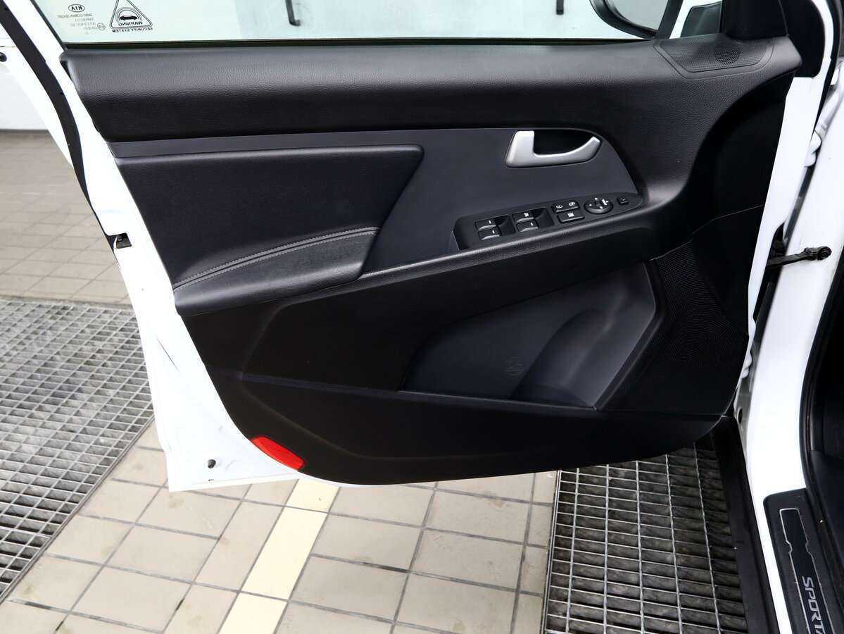 Kia Sportage с пробегом — 2013 год. Фото: #13