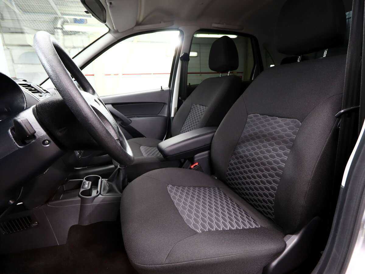 Lada (ВАЗ) Granta с пробегом — 2023 год. Фото: #9