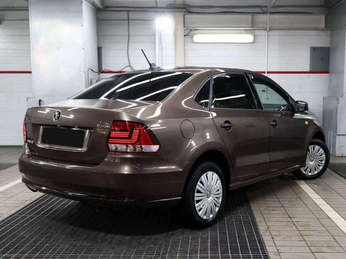 Volkswagen Polo с пробегом — 2018 год. Фото: #2