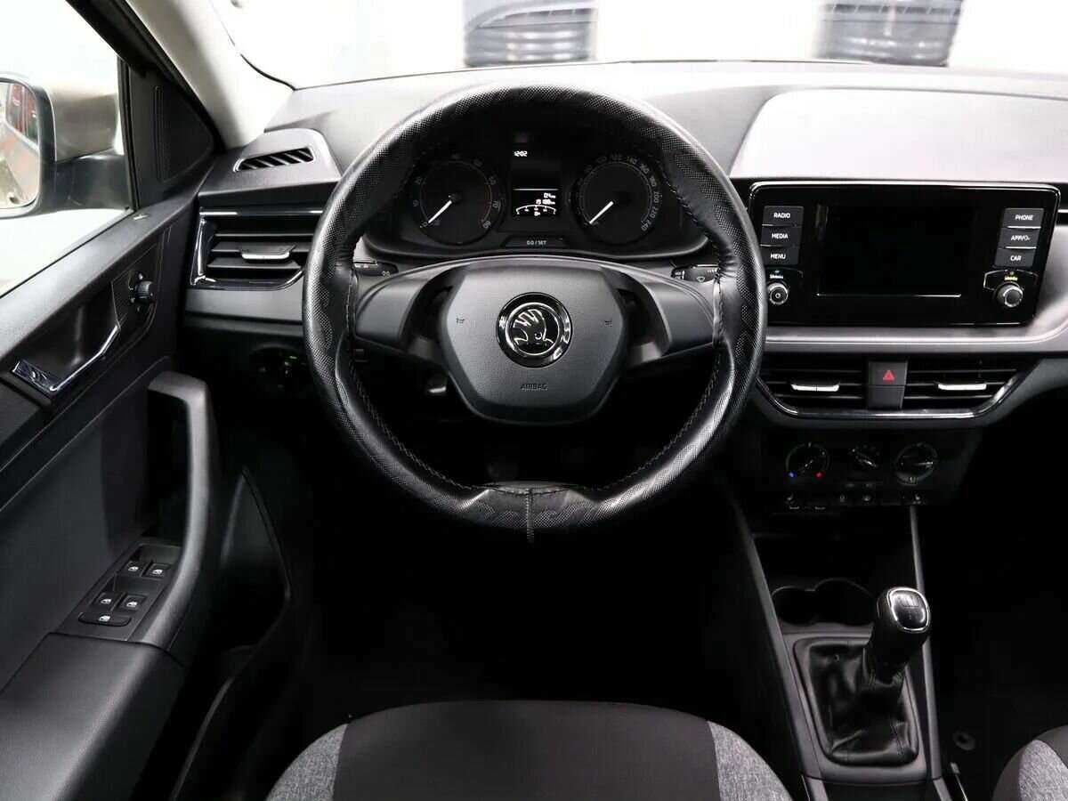 Skoda Rapid с пробегом — 2020 год. Фото: #11