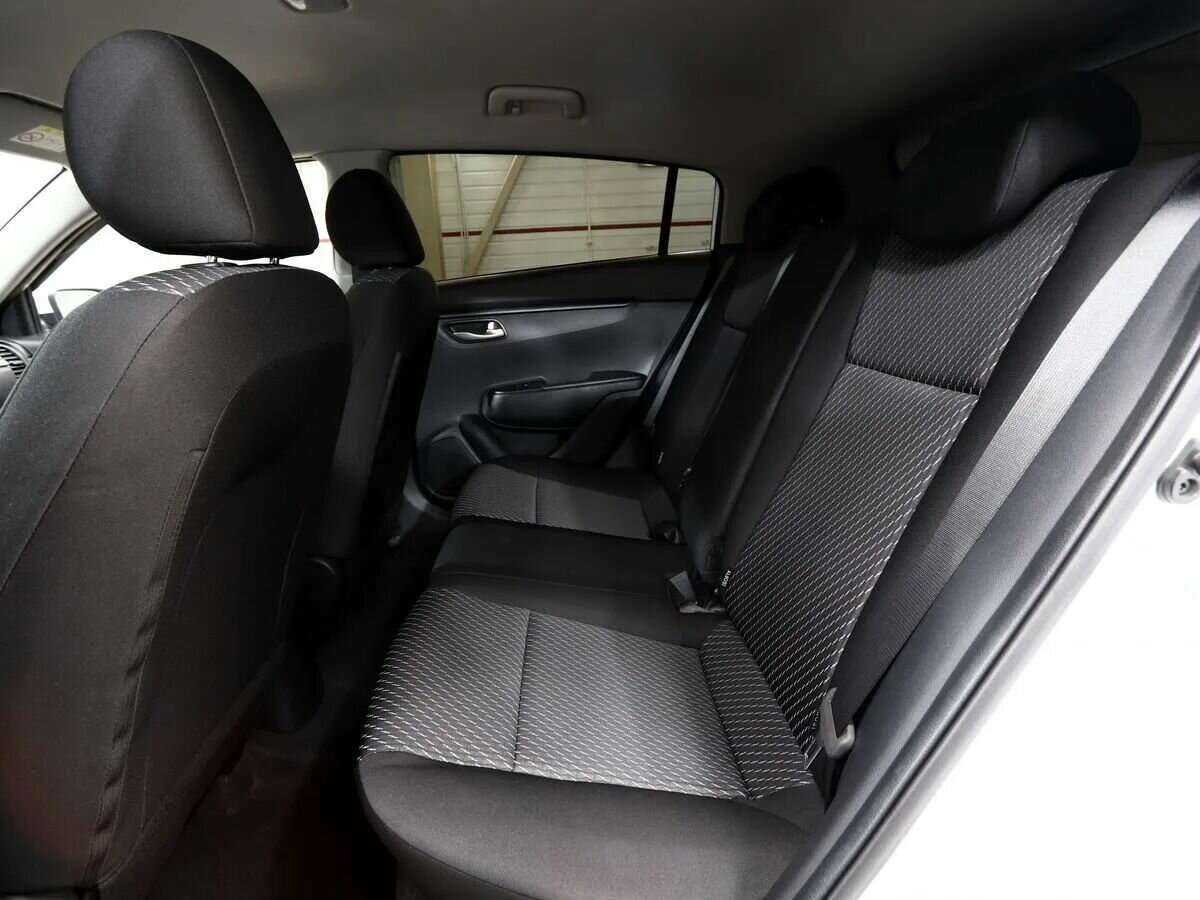 Kia Rio с пробегом — 2018 год. Фото: #17