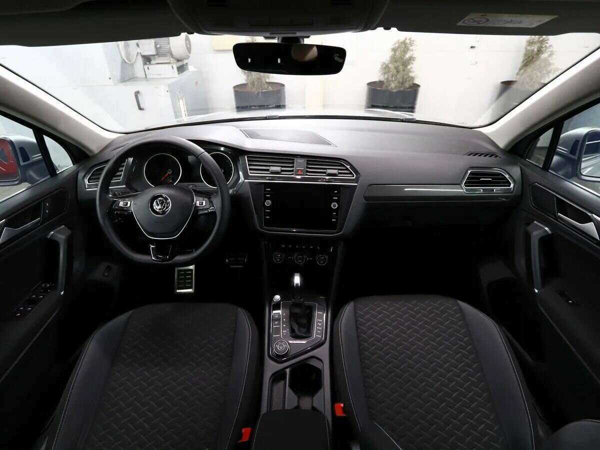 Volkswagen Tiguan с пробегом — 2018 год. Фото: #18