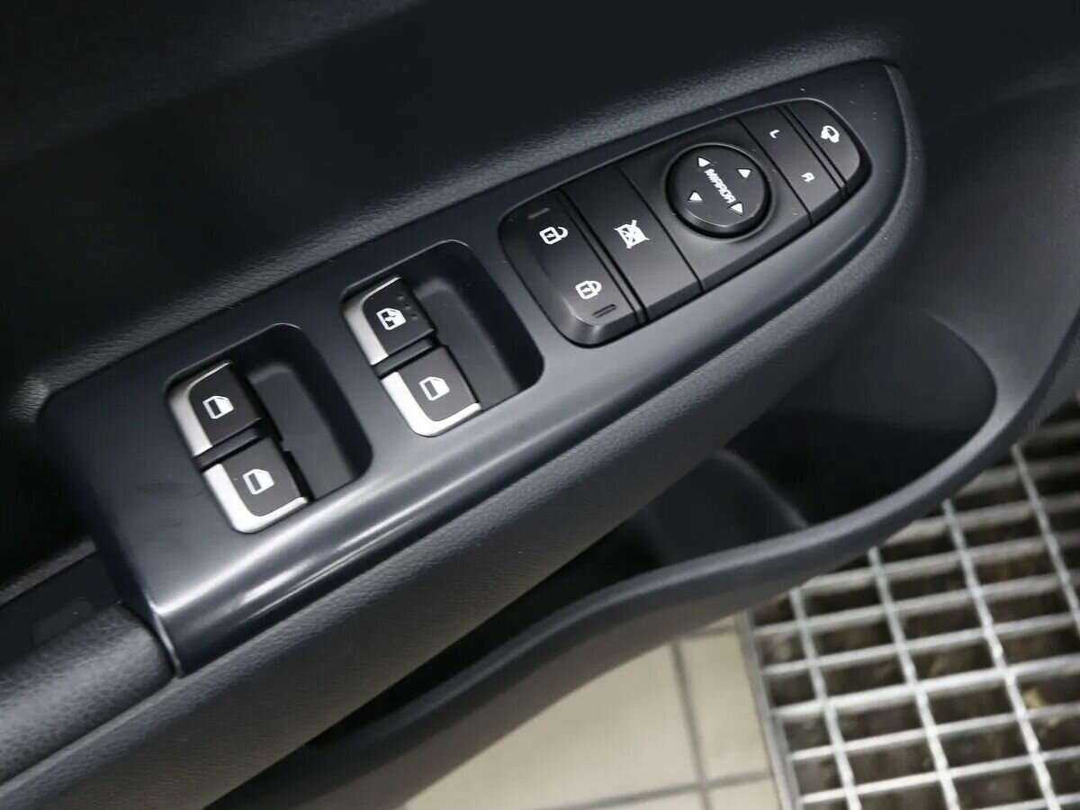 Kia Rio с пробегом — 2021 год. Фото: #6