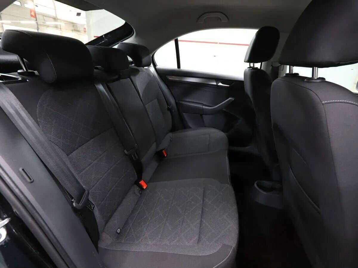 Volkswagen Polo с пробегом — 2021 год. Фото: #12