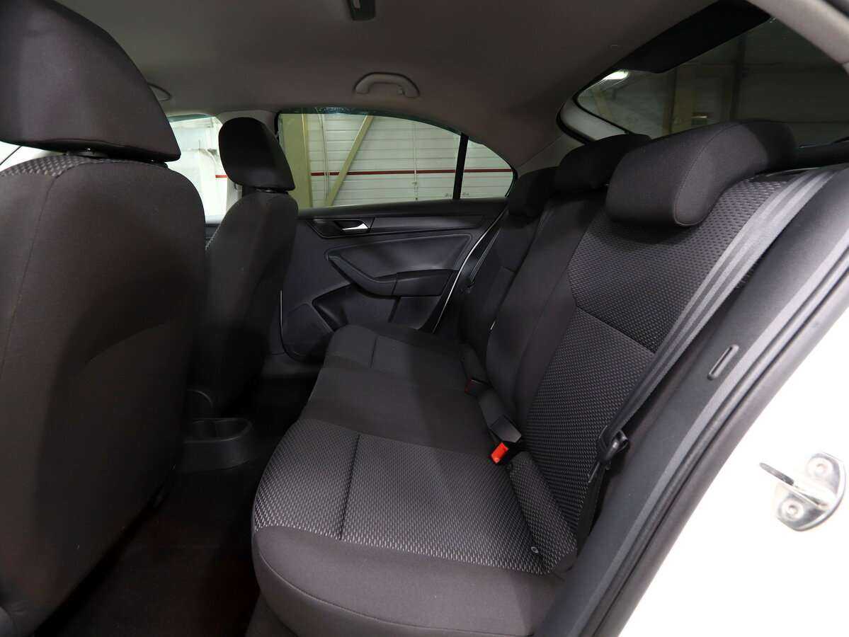 Volkswagen Polo с пробегом — 2020 год. Фото: #9