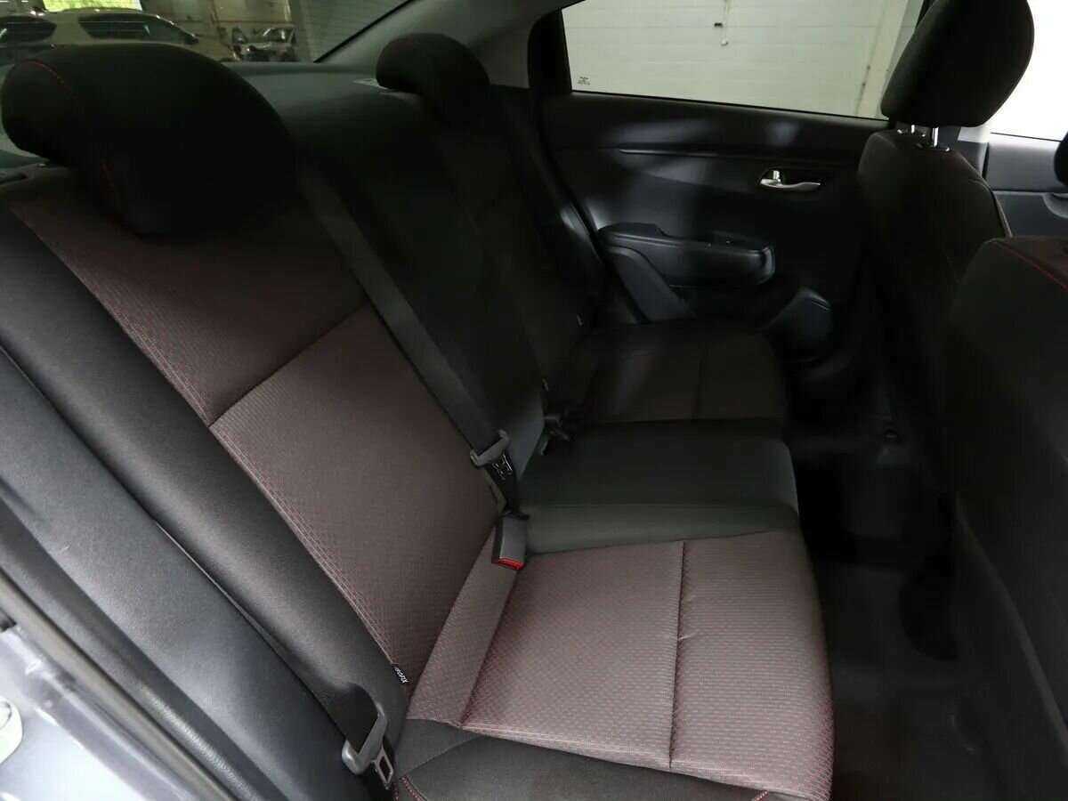 Kia Rio с пробегом — 2021 год. Фото: #12