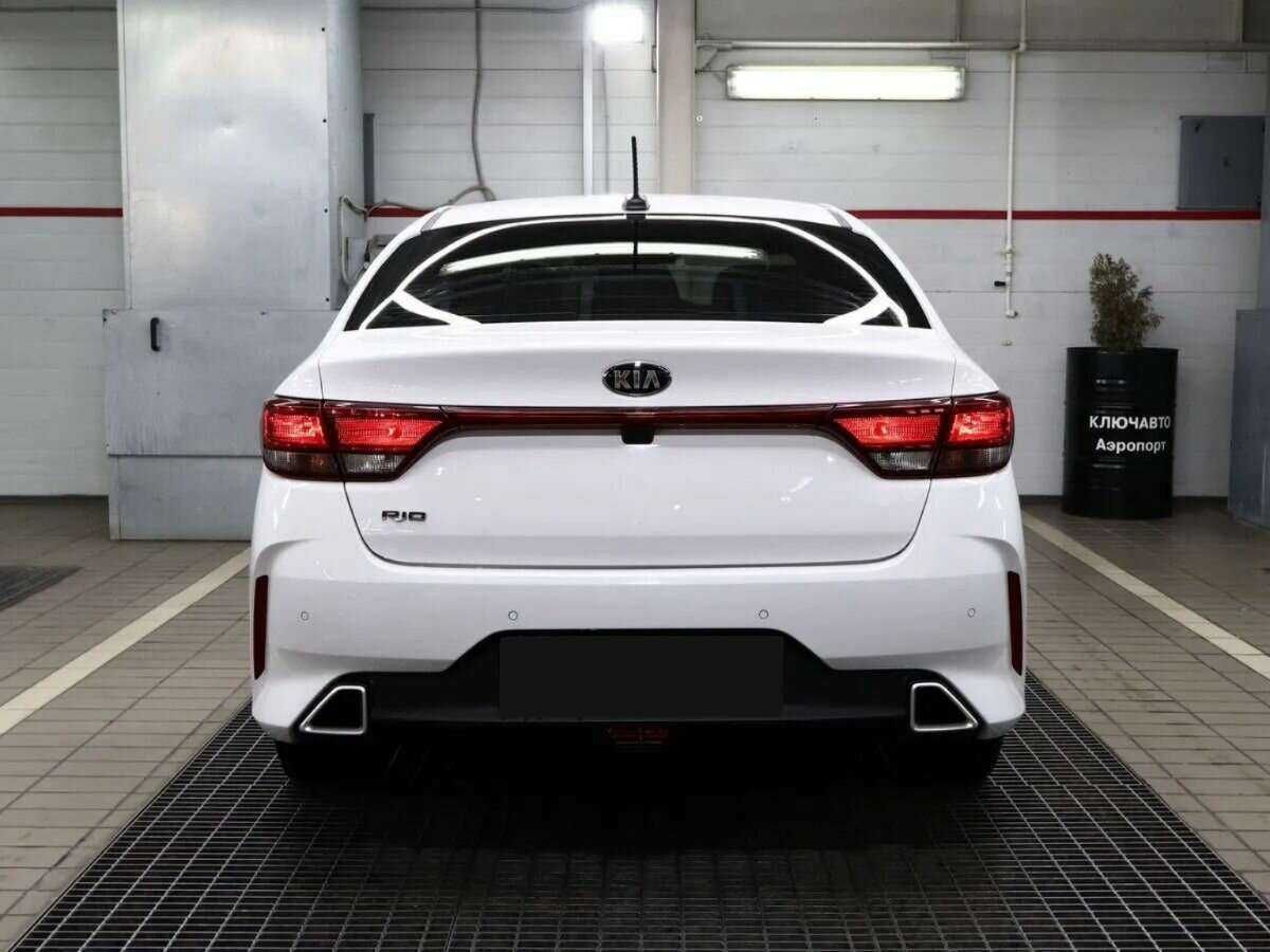 Kia Rio с пробегом — 2021 год. Фото: #3