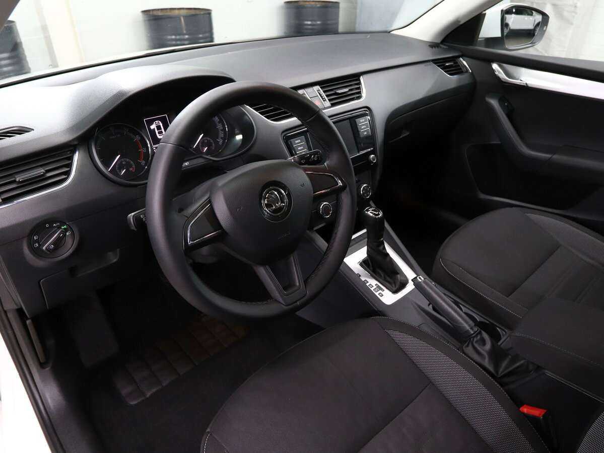 Skoda Octavia с пробегом — 2018 год. Фото: #7