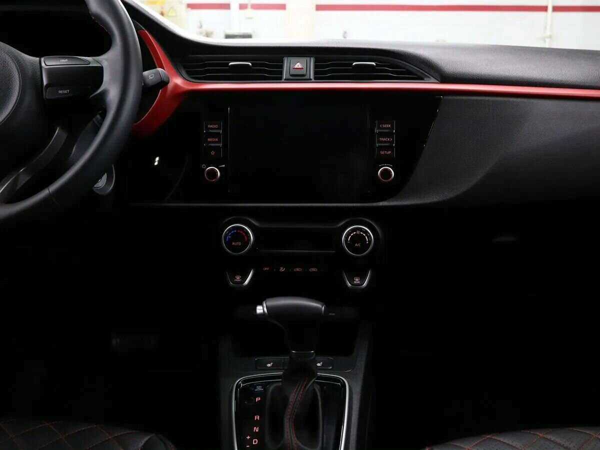 Kia Rio с пробегом — 2021 год. Фото: #16