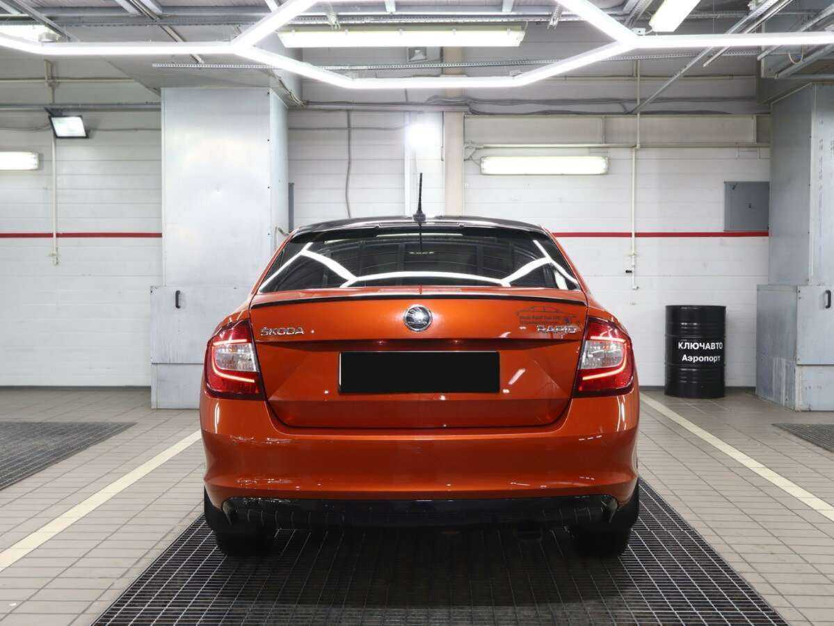 Skoda Rapid с пробегом — 2018 год. Фото: #3