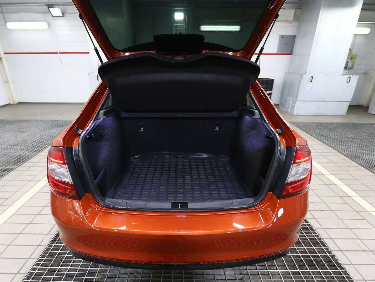 Skoda Rapid с пробегом — 2018 год. Фото: #4