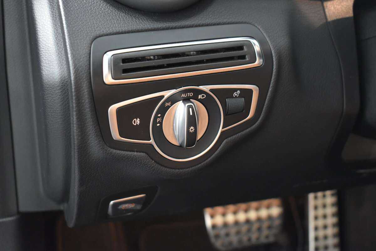 Mercedes-Benz C-Класс с пробегом — 2018 год. Фото: #11