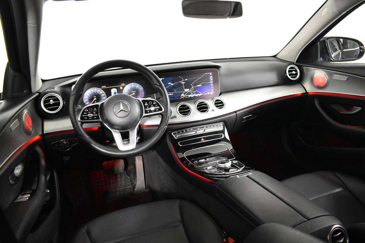 Mercedes-Benz E-Класс с пробегом — 2018 год. Фото: #8