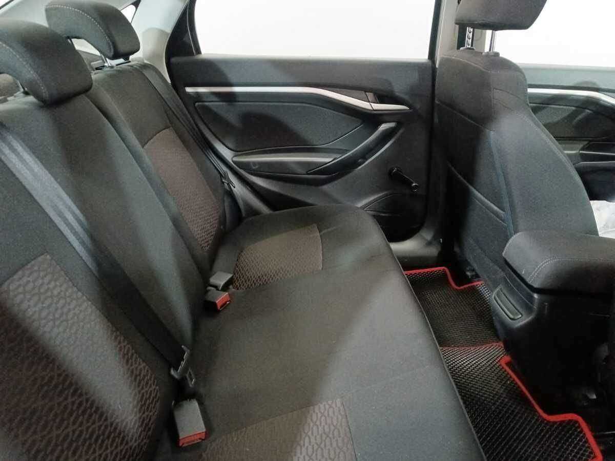 Lada (ВАЗ) Vesta с пробегом — 2019 год. Фото: #10