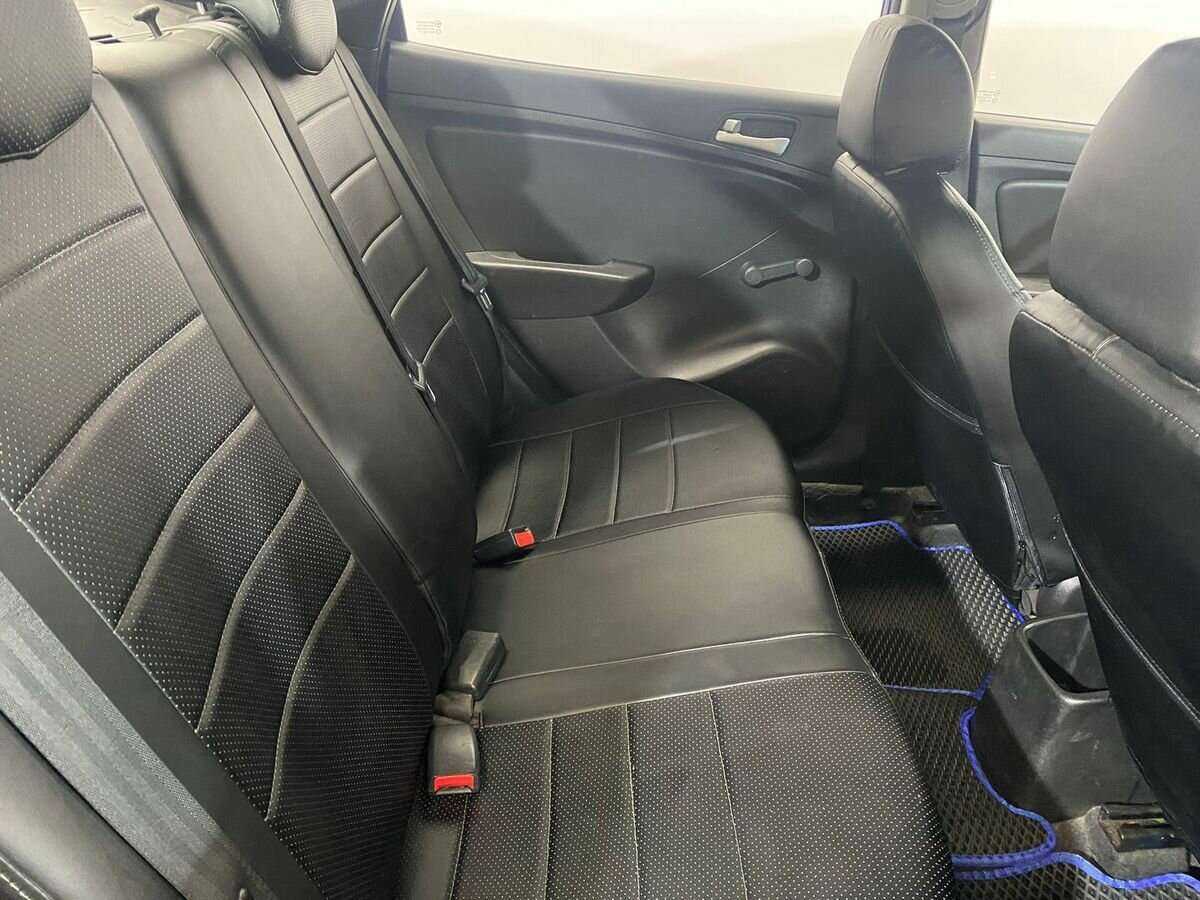 Hyundai Solaris с пробегом — 2013 год. Фото: #10