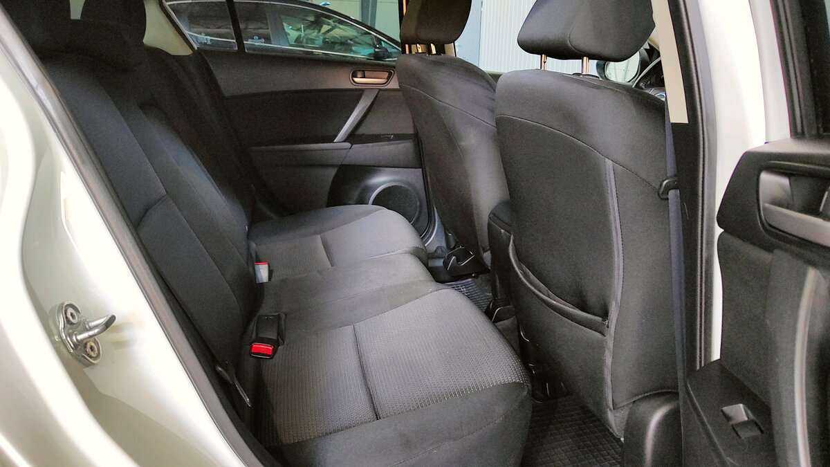 Mazda 3 с пробегом — 2012 год. Фото: #15