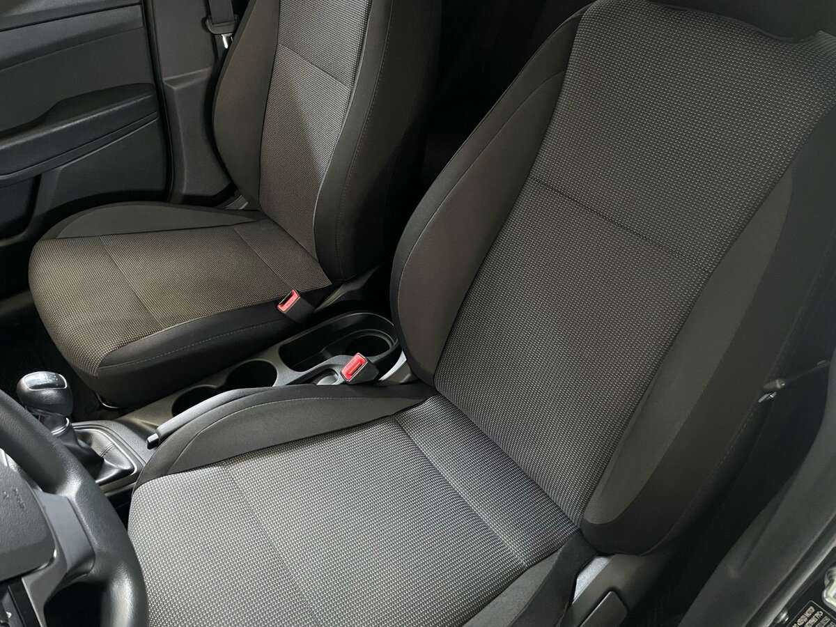 Hyundai Solaris с пробегом — 2019 год. Фото: #16