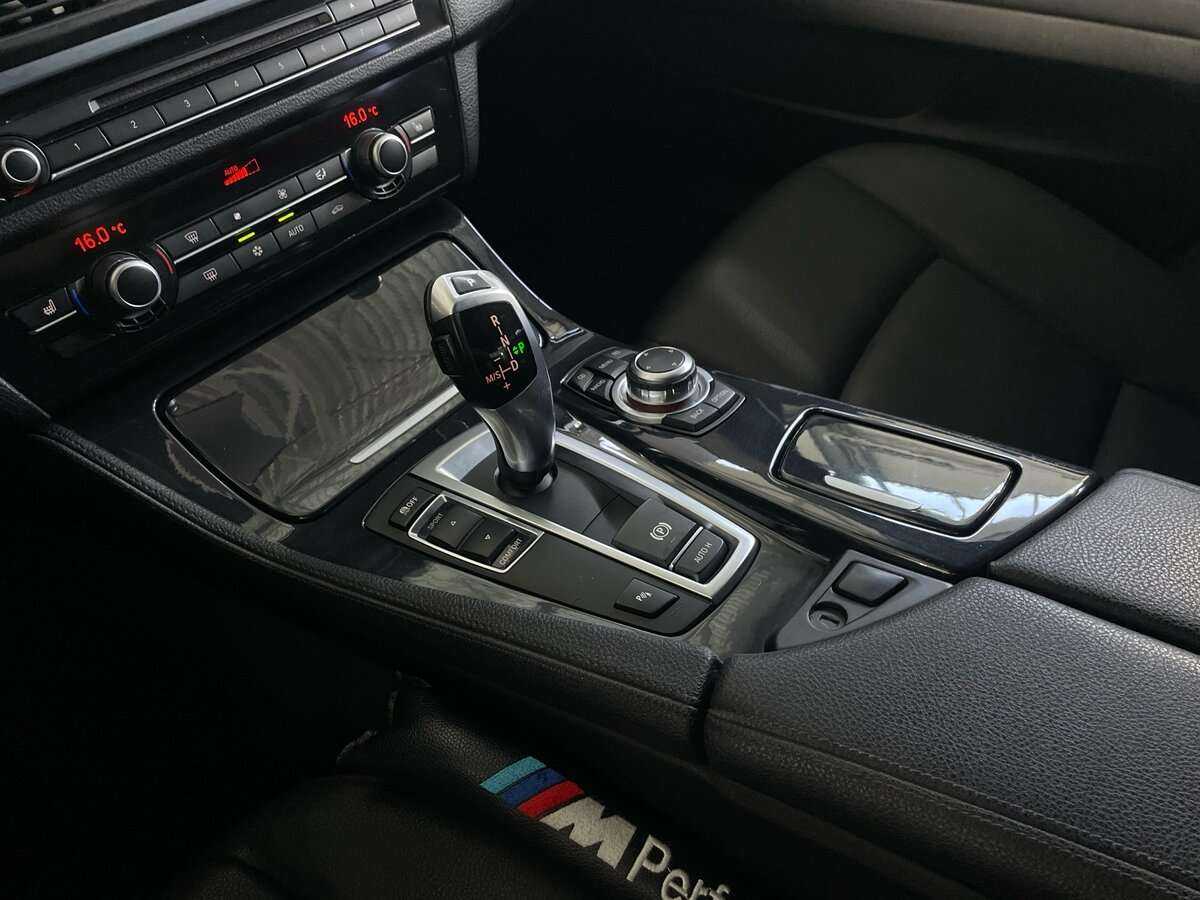 BMW 5 серии с пробегом — 2012 год. Фото: #15