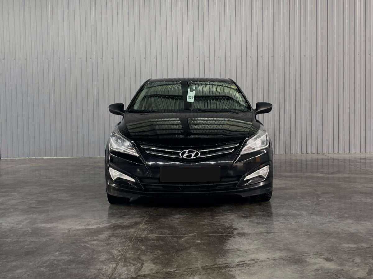 Hyundai Solaris с пробегом — 2016 год. Фото: #1