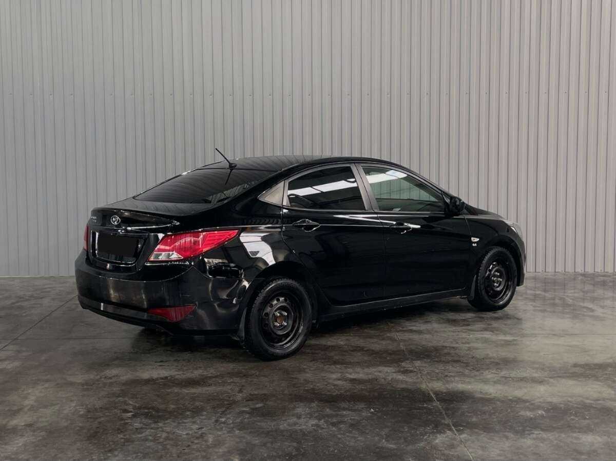 Hyundai Solaris с пробегом — 2016 год. Фото: #4