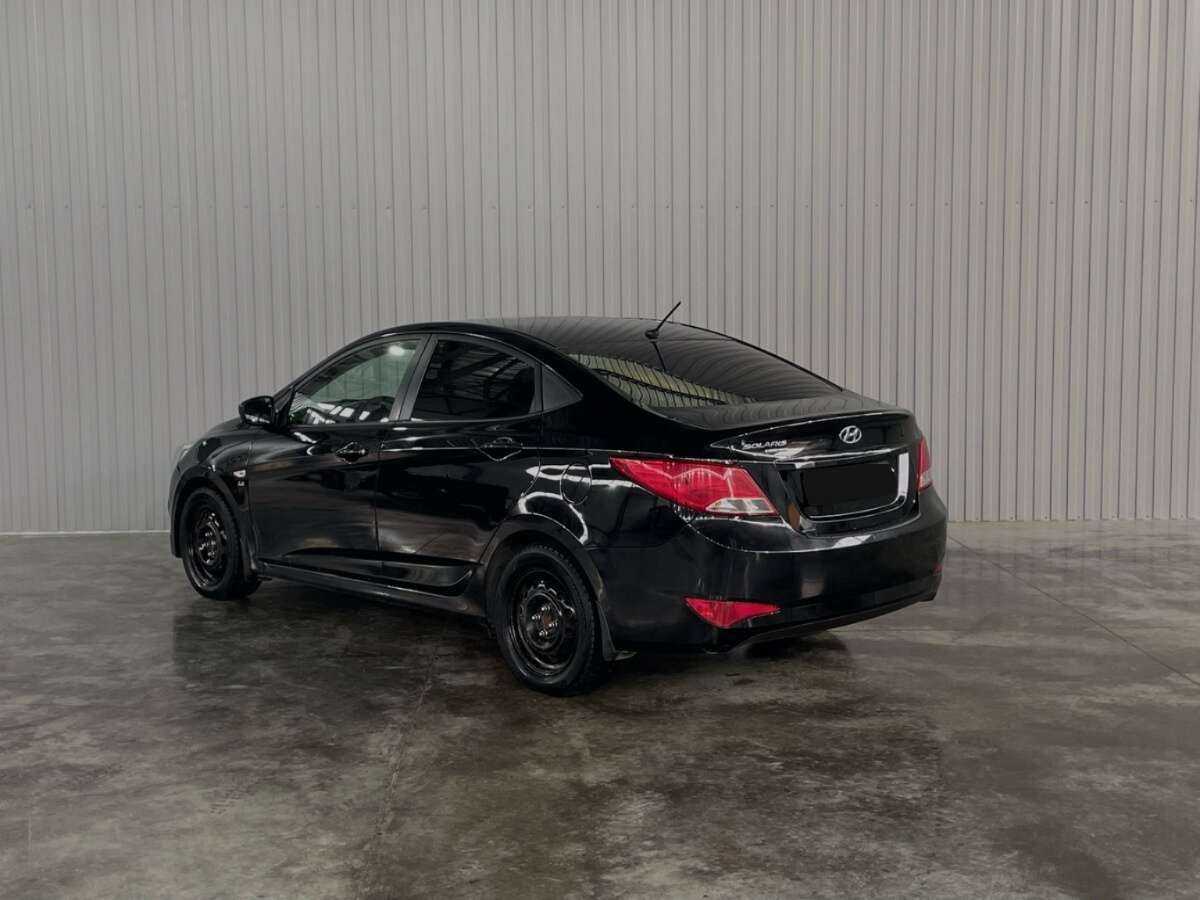 Hyundai Solaris с пробегом — 2016 год. Фото: #6