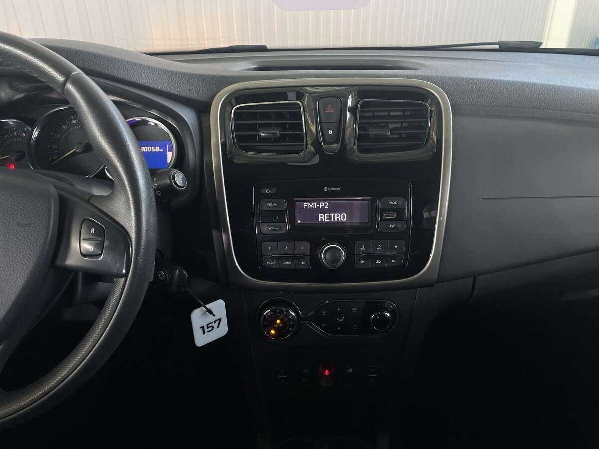 Renault Sandero с пробегом — 2018 год. Фото: #10