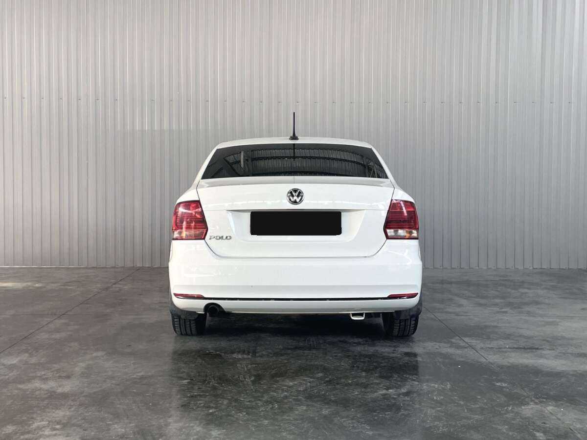 Volkswagen Polo с пробегом — 2018 год. Фото: #5