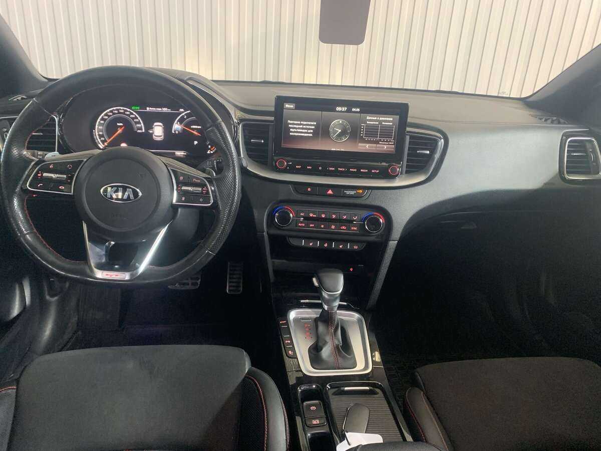 Kia Proceed с пробегом — 2020 год. Фото: #10