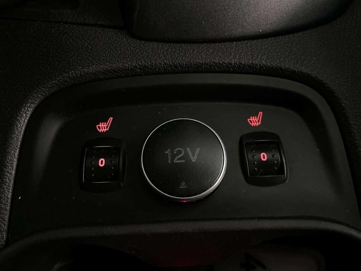 Ford Focus с пробегом — 2013 год. Фото: #16