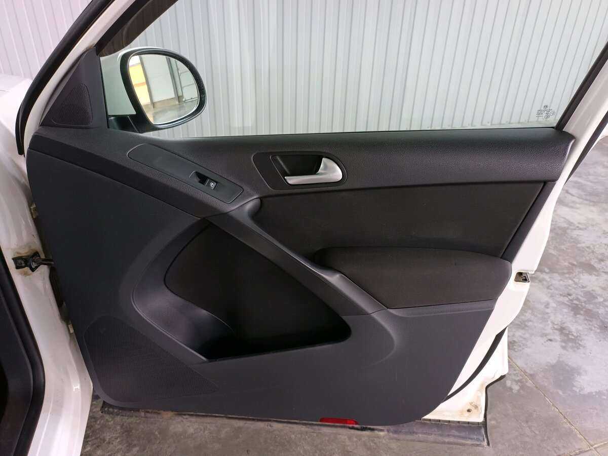 Volkswagen Tiguan с пробегом — 2013 год. Фото: #18