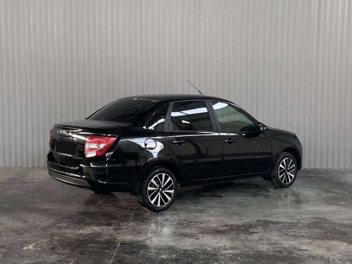 Lada (ВАЗ) Granta с пробегом — 2023 год. Фото: #4