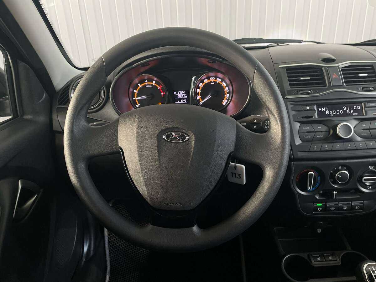 Lada (ВАЗ) Granta с пробегом — 2023 год. Фото: #9