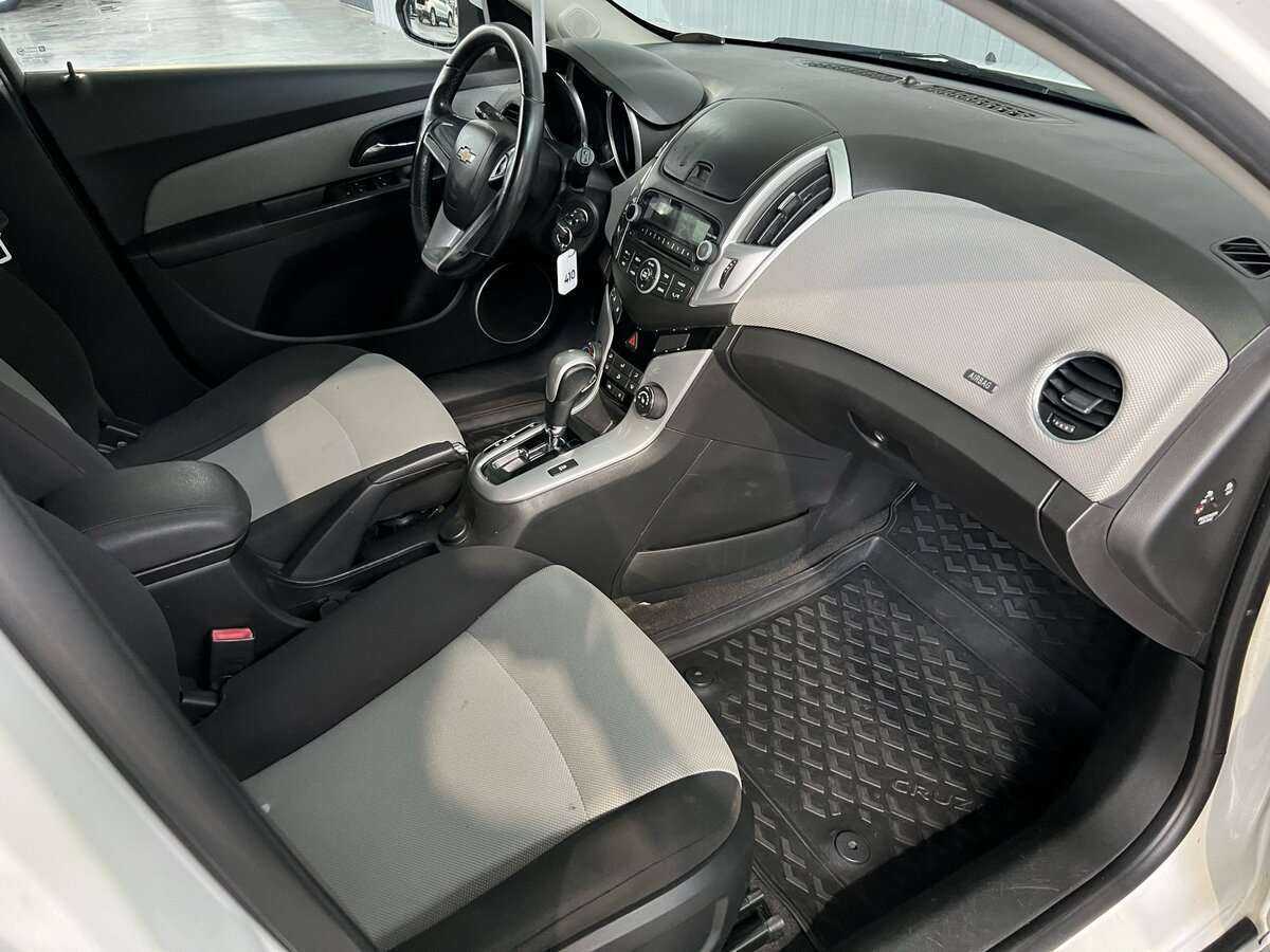 Chevrolet Cruze с пробегом — 2013 год. Фото: #13