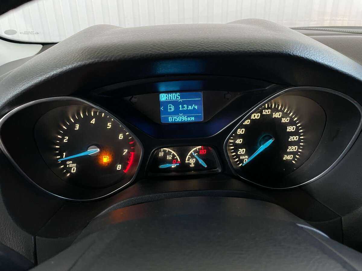 Ford Focus с пробегом — 2014 год. Фото: #10