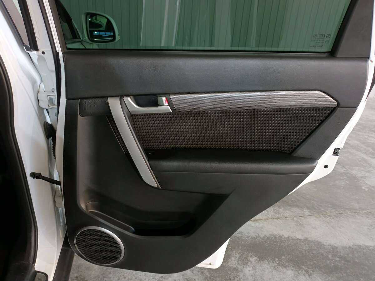 Chevrolet Captiva с пробегом — 2012 год. Фото: #20