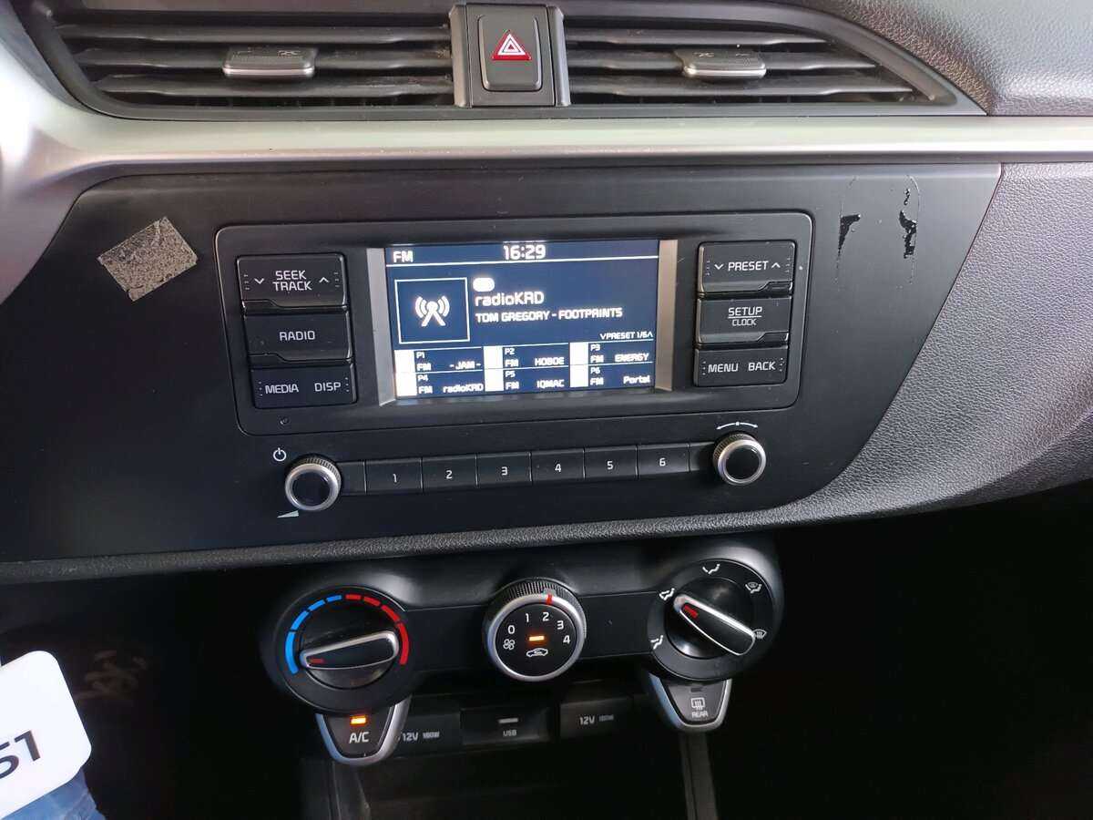 Kia Rio с пробегом — 2021 год. Фото: #15