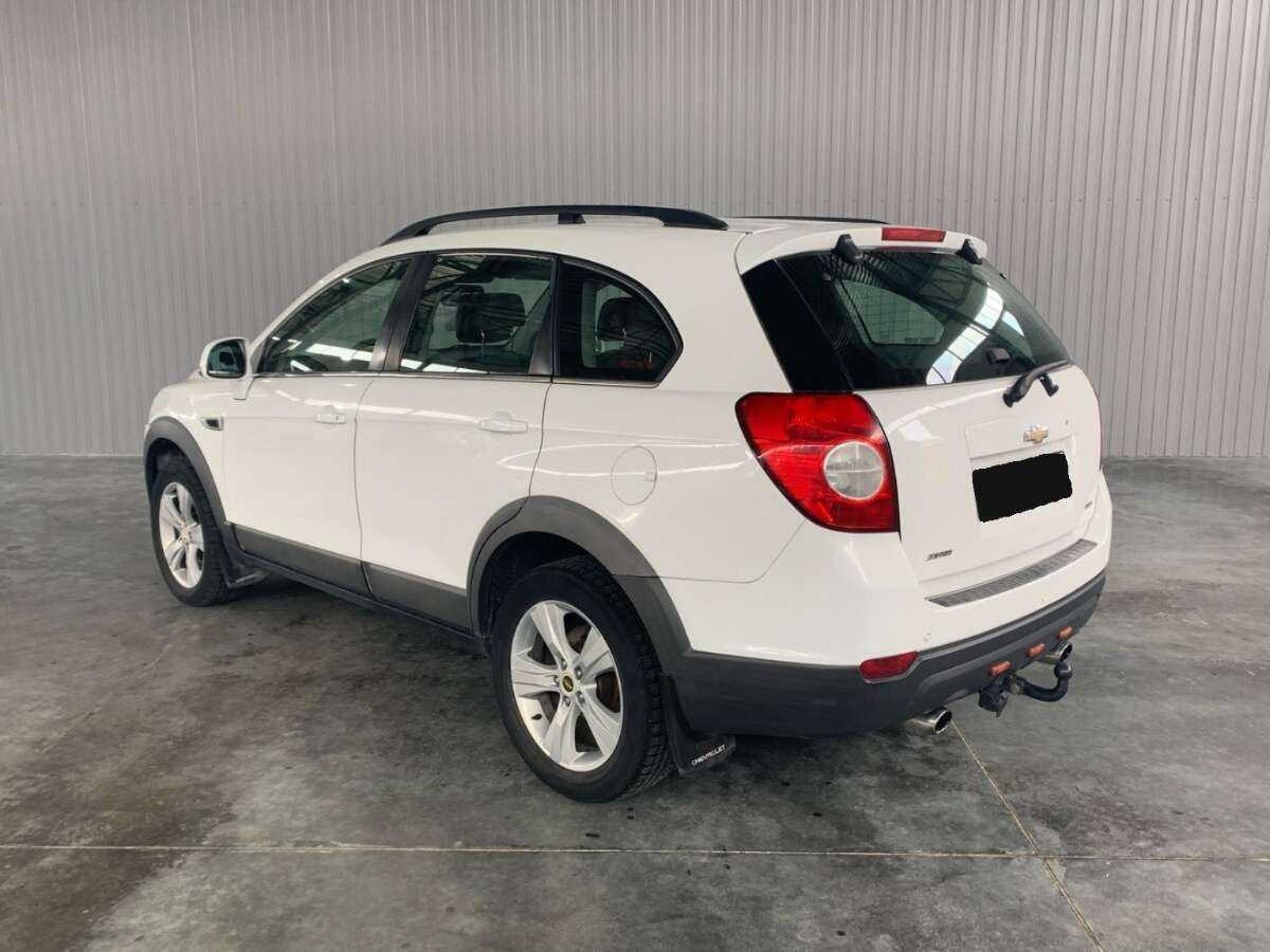 Chevrolet Captiva с пробегом — 2013 год. Фото: #6