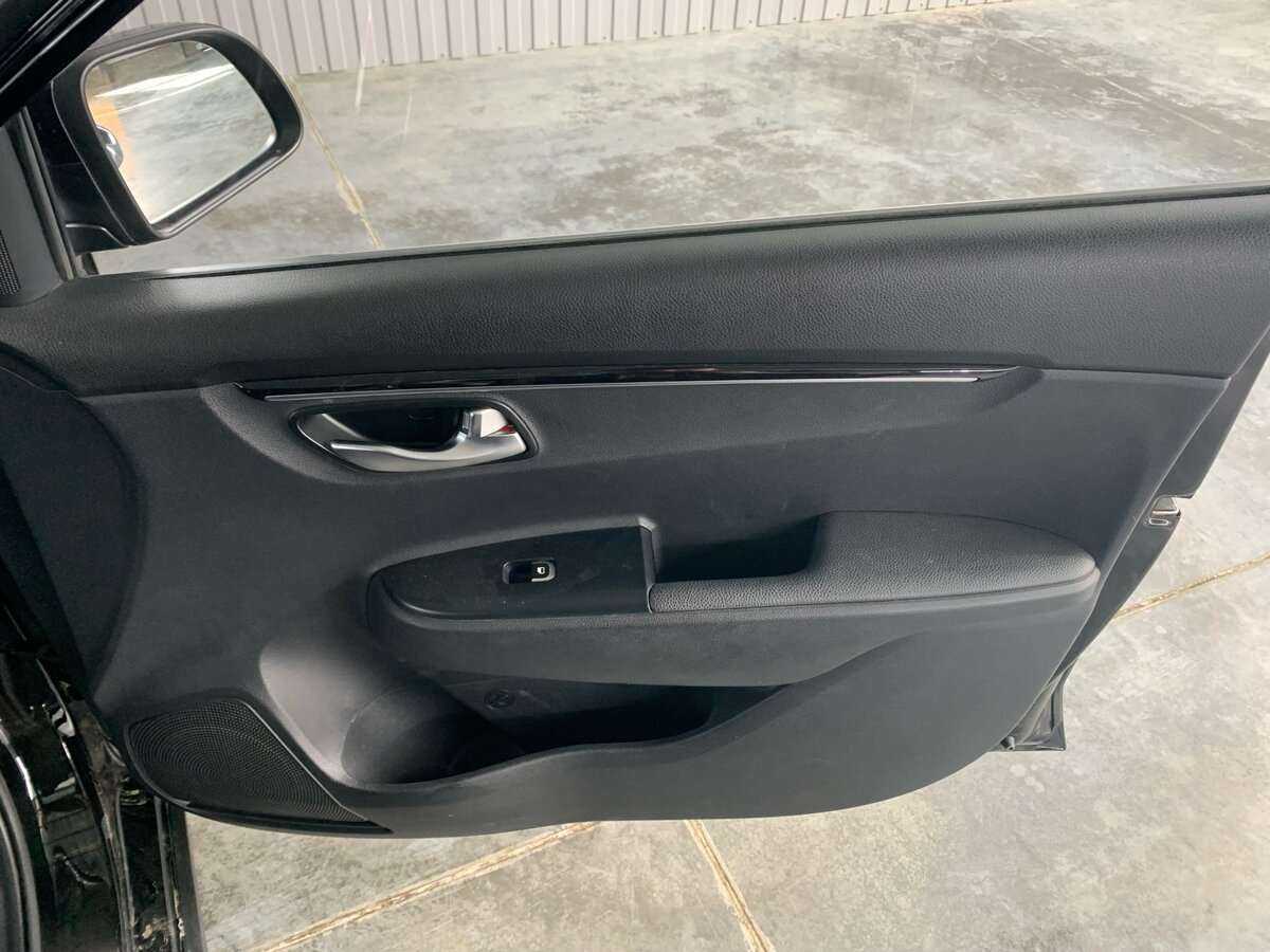 Kia Rio с пробегом — 2018 год. Фото: #19