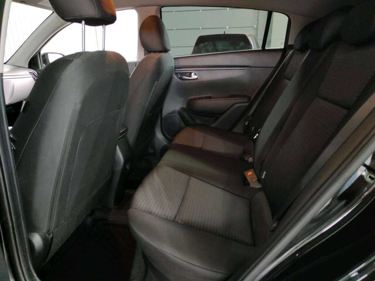 Kia Rio с пробегом — 2021 год. Фото: #12