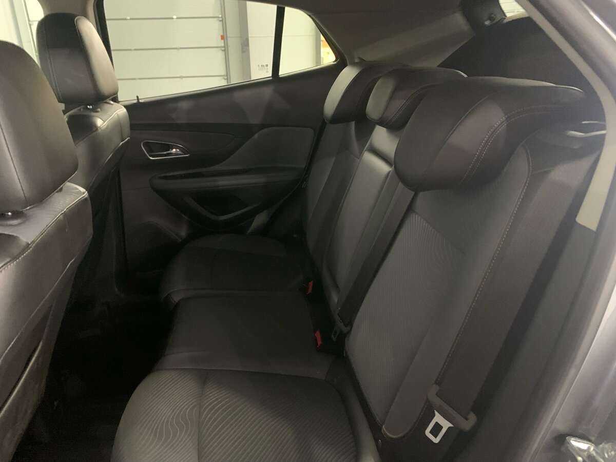 Opel Mokka с пробегом — 2014 год. Фото: #18