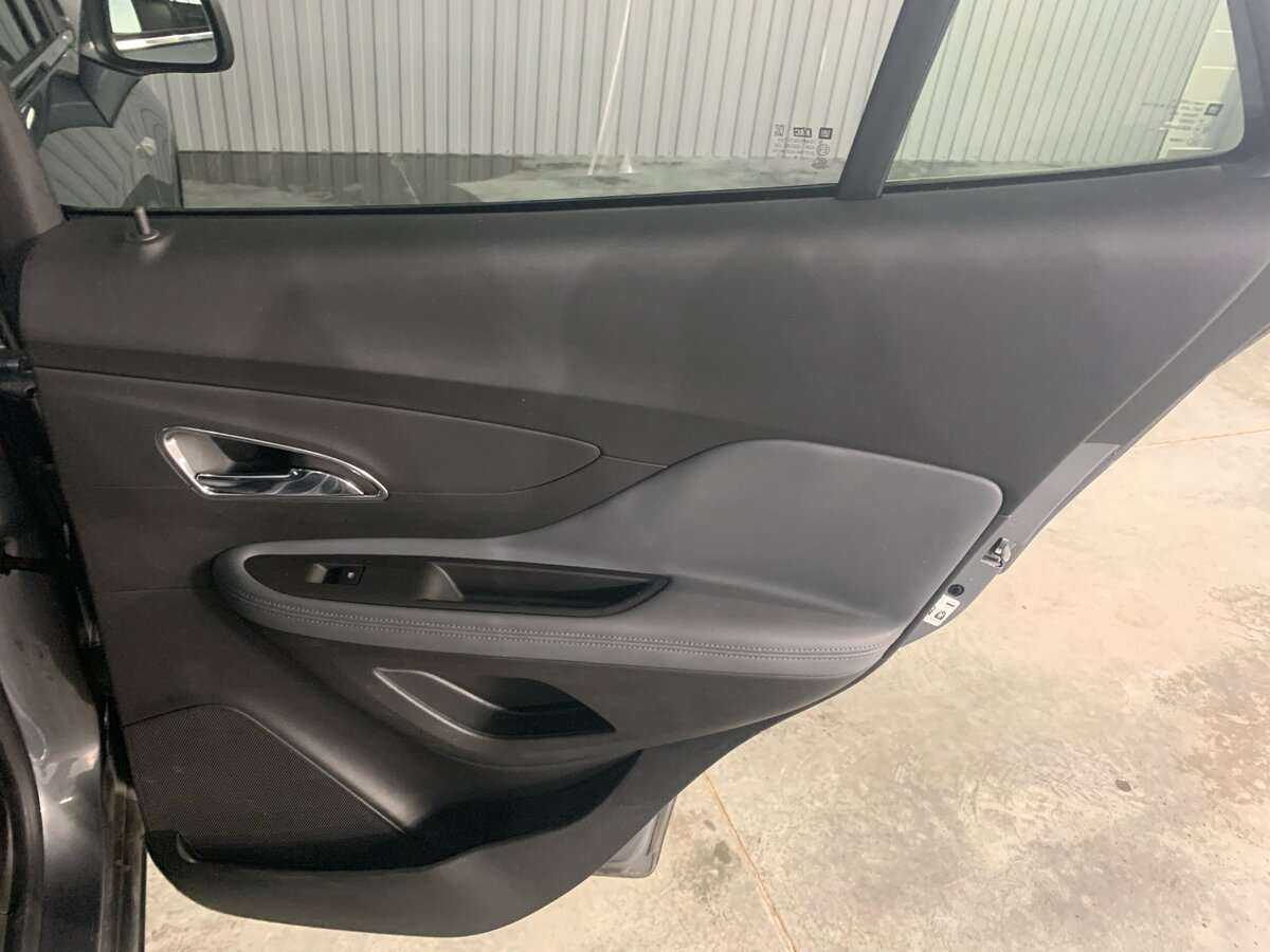 Opel Mokka с пробегом — 2014 год. Фото: #20