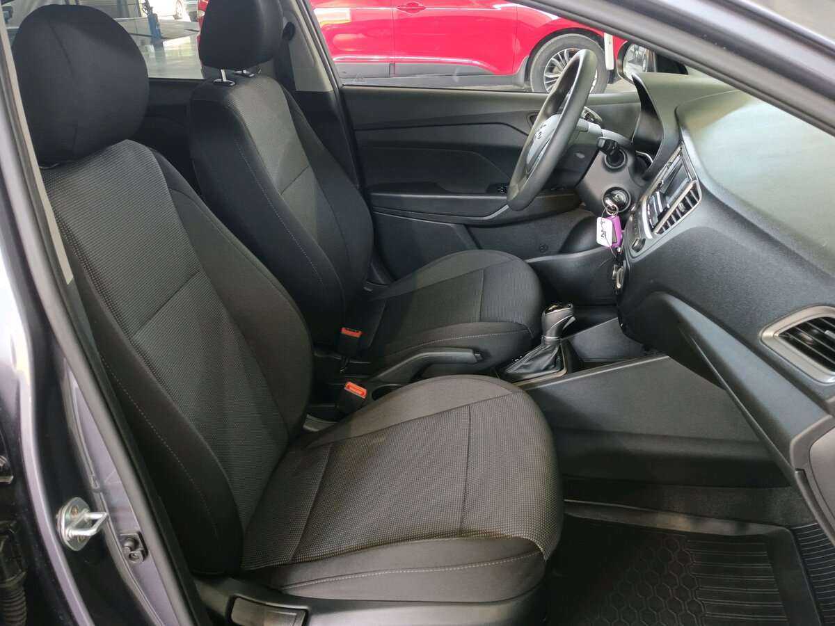 Hyundai Solaris с пробегом — 2022 год. Фото: #14