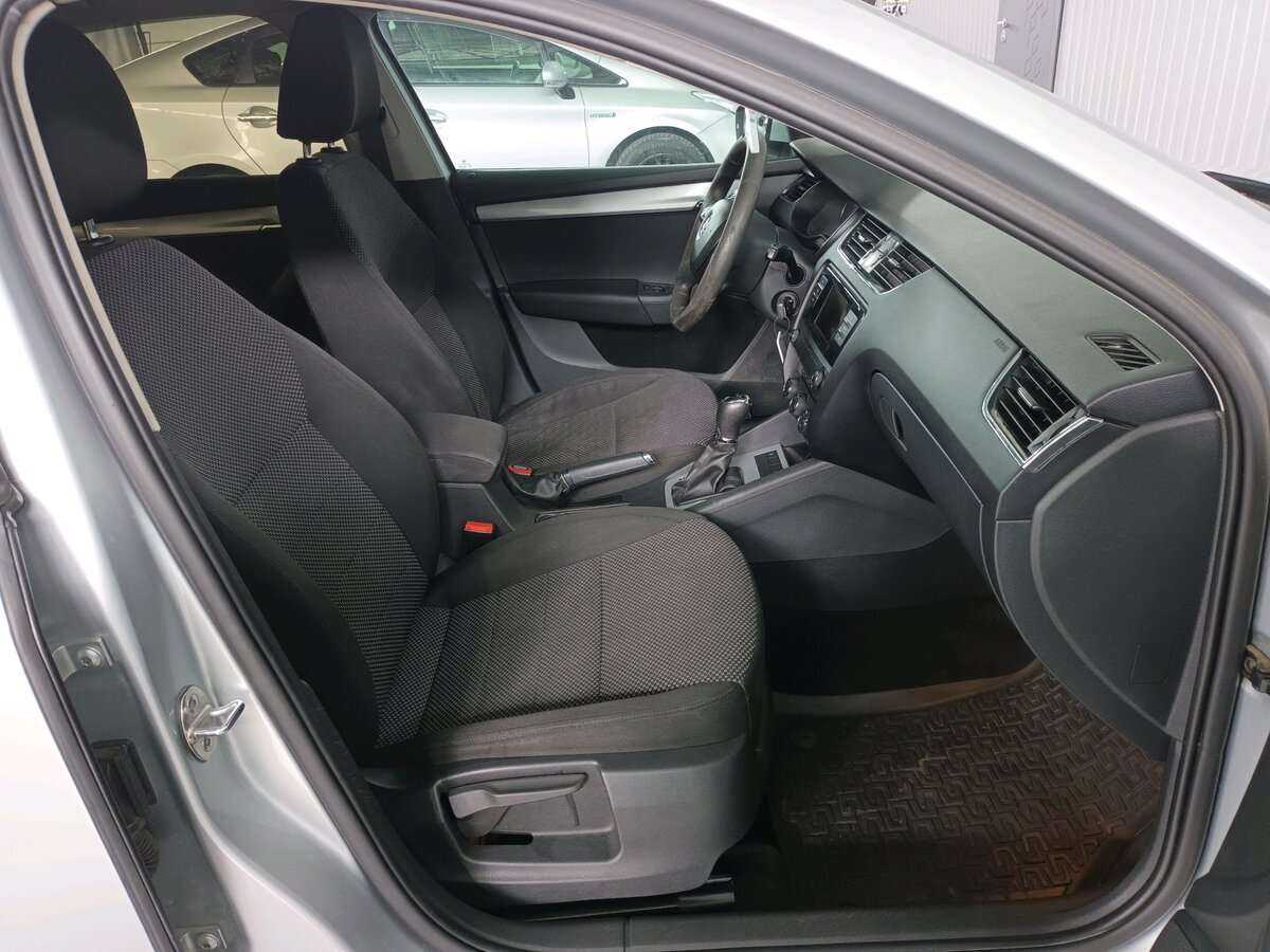 Skoda Octavia с пробегом — 2014 год. Фото: #13