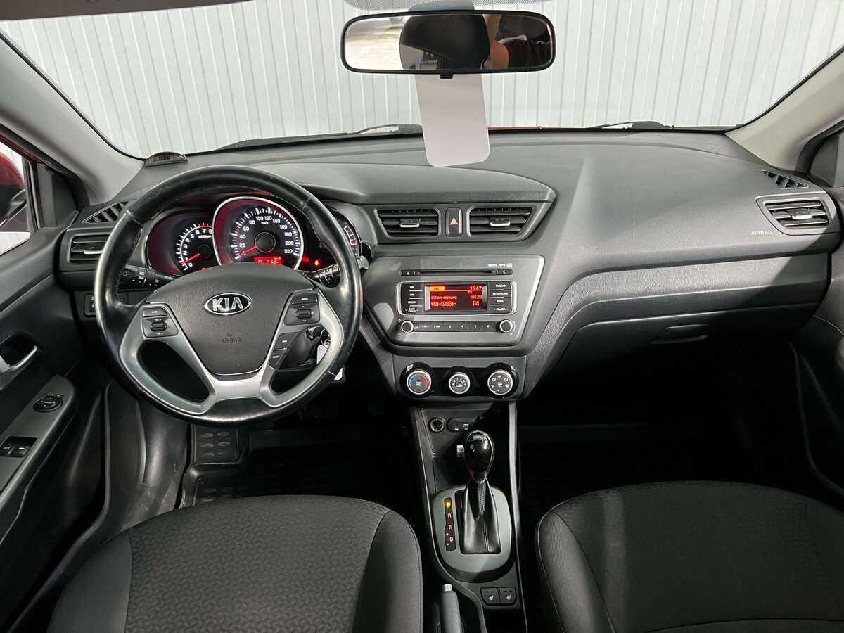 Kia Rio с пробегом — 2015 год. Фото: #11
