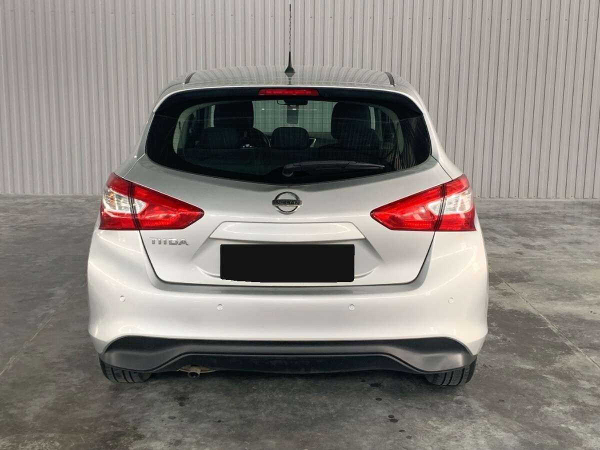 Nissan Tiida с пробегом — 2015 год. Фото: #5