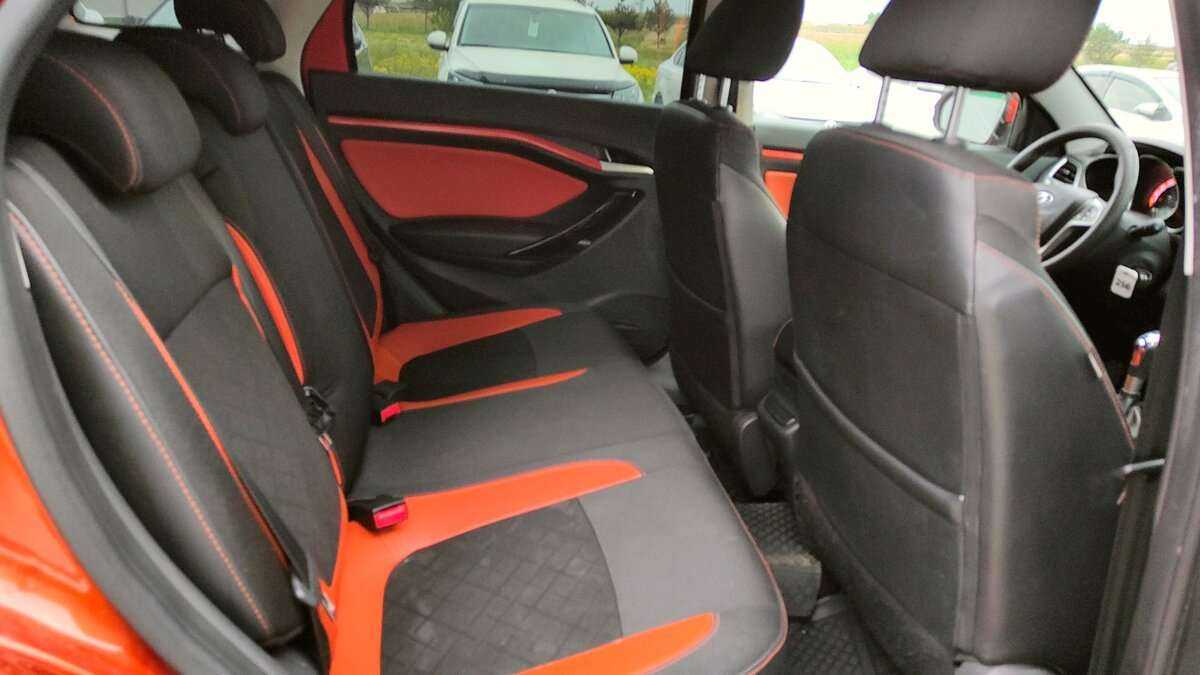 Lada (ВАЗ) Vesta с пробегом — 2019 год. Фото: #16