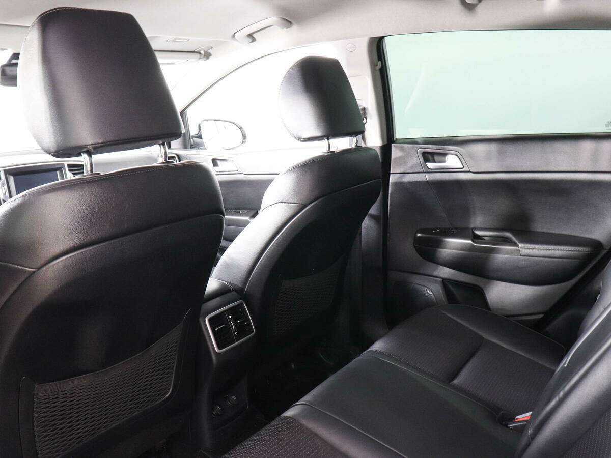 Kia Sportage с пробегом — 2016 год. Фото: #11